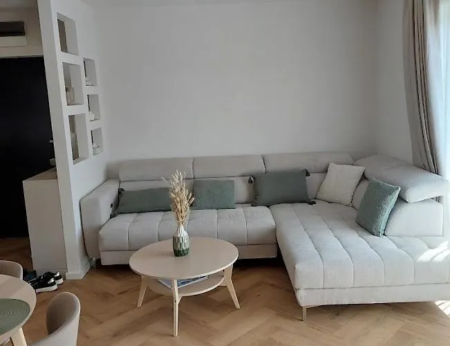 Apartment Gold *