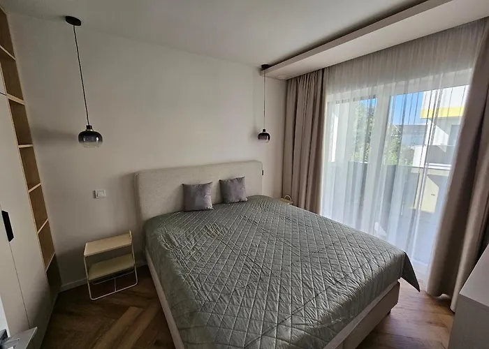 Apartment Gold